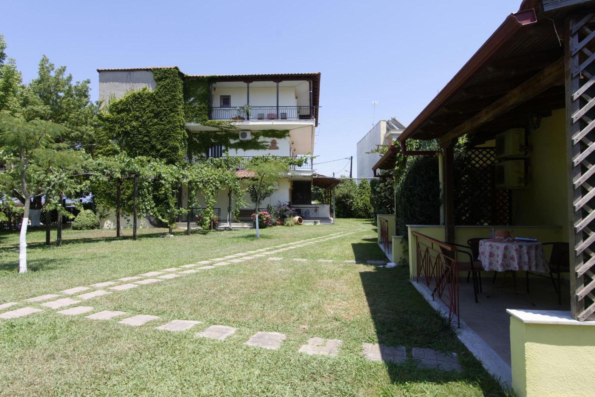 Lotos Apartments 스타브로스 외부 사진